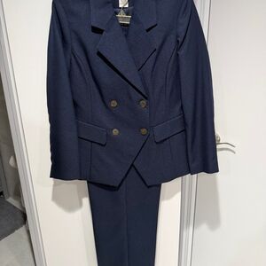 Elegant Navy Blue Women's Pantsuit